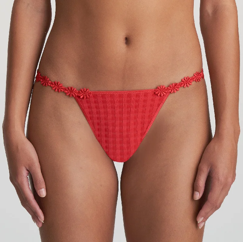 Avero Scarlet Thong