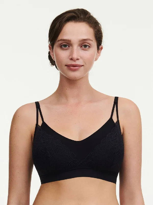 Chantelle SoftStretch Bralette With Removable Pads