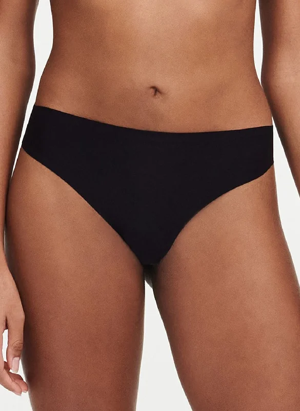 SoftStretch Black Thong