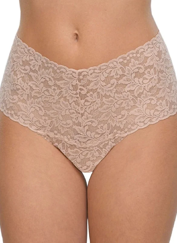 Retro Chai Lace Thong