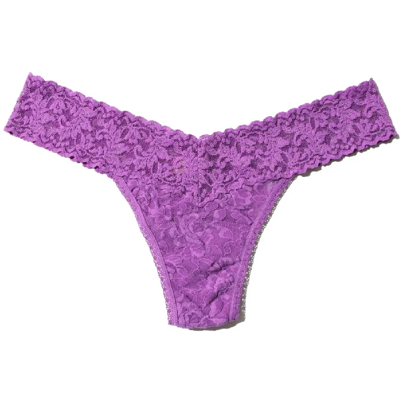 Hanky Panky Signature Lace Low Rise Thong in Violet Haze