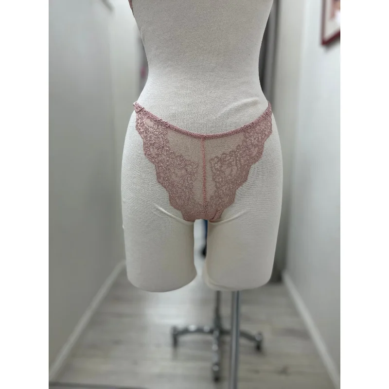 So fine Lace Thong in Rosey